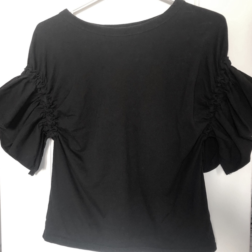 H&M Ruffle Sleeve Crop - Picture 6 of 10